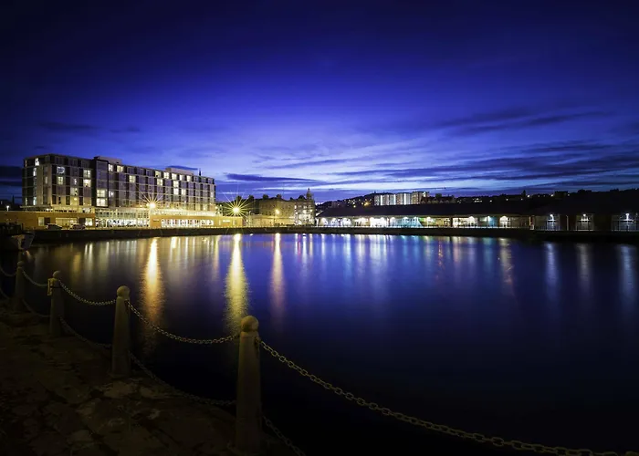 Hotels Near Whitehall Theatre Dundee: Discover the Perfect Stay in Dundee