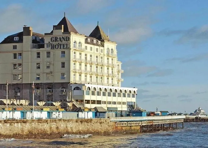 Find Your Perfect Accommodation in Llandudno with County Shearings